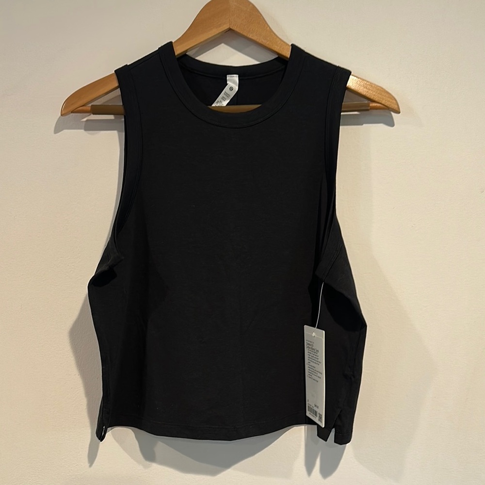Lululemon Athletica Black Sleeveless Muscle Crop Top